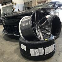 Wheels & Tires