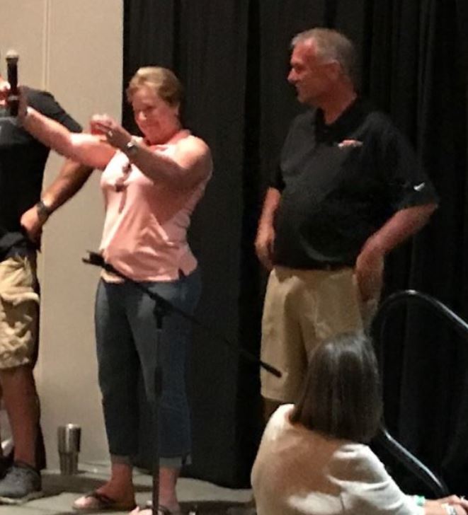 Name:  BeckyD1.JPG
Views: 1334
Size:  56.0 KB