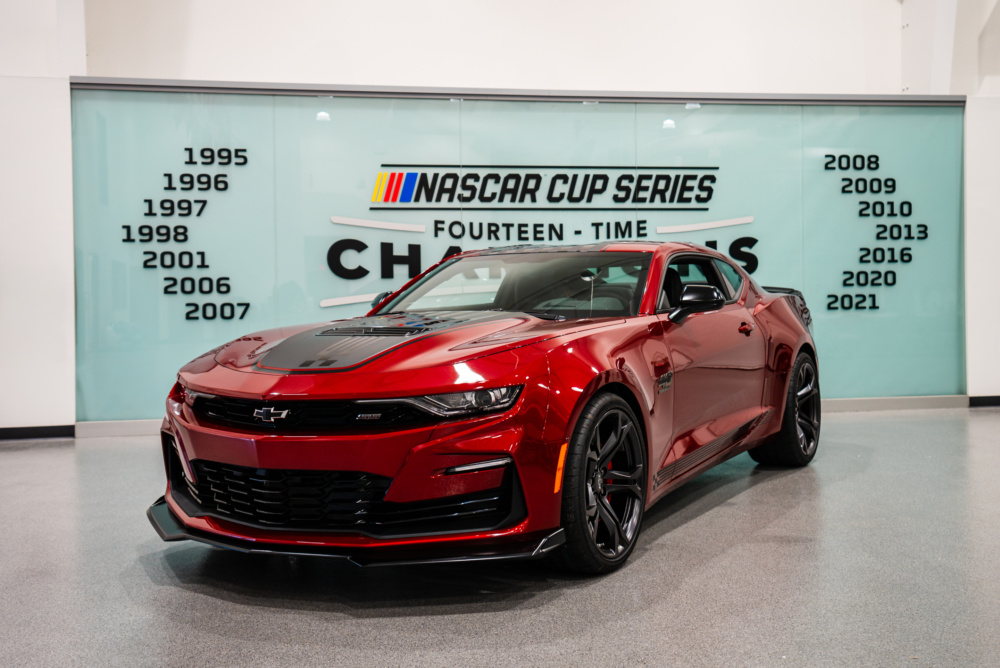 Name:  Hendrick-Motorsports-40th-Anniversary-Edition-Chevrolet-Camaro-5.jpg
Views: 431
Size:  236.0 KB