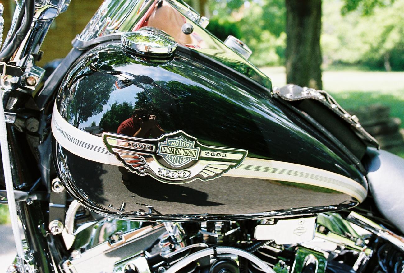 Name:  323314-R1-15-9_016.jpg
Views: 373
Size:  215.6 KB