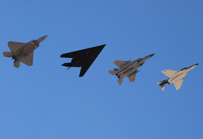 Name:  F22-F117-F15-F4.jpg
Views: 13205
Size:  69.2 KB