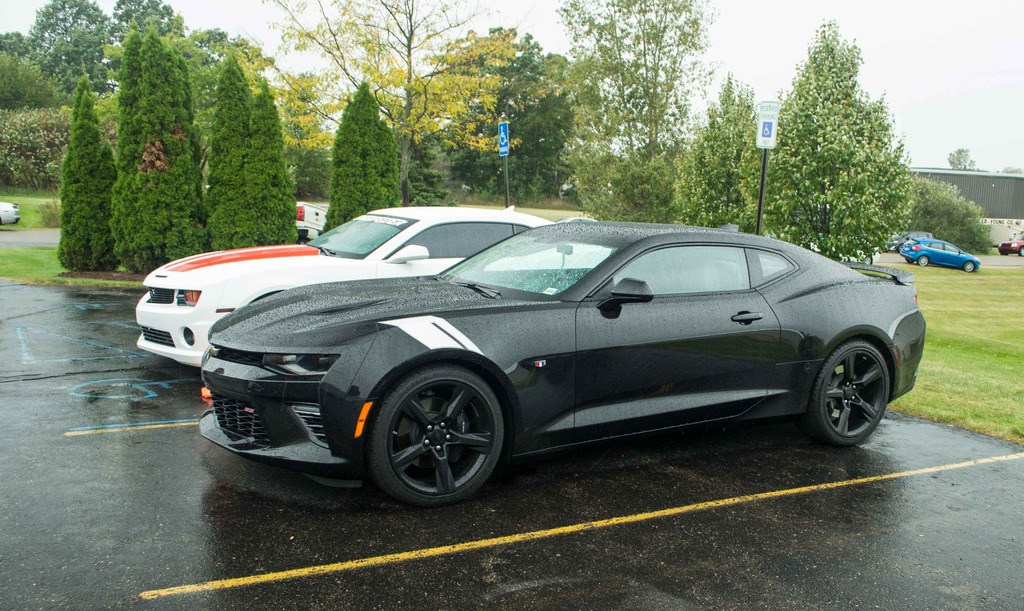Side By Side 6th Gen Camaro With 5th Gen And A 6th Gen