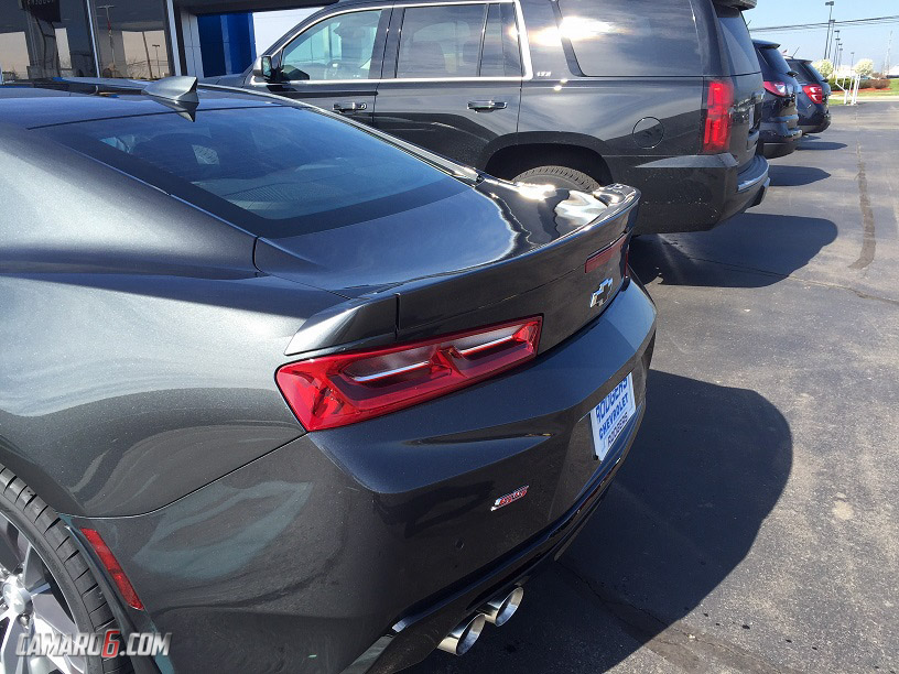 Name:  2016camarobladespoiler4.jpg
Views: 3231
Size:  204.1 KB