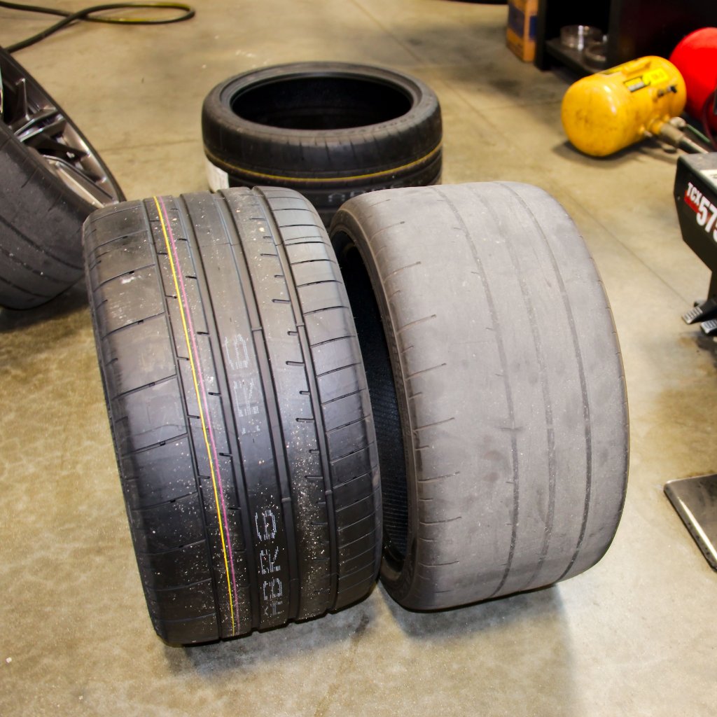 Name:  ZL1NewGoodyearRubber-0007.m.jpg
Views: 969
Size:  168.6 KB