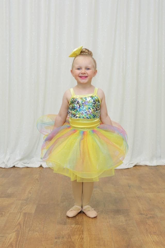 Name:  payton dance3.jpg
Views: 318
Size:  89.1 KB