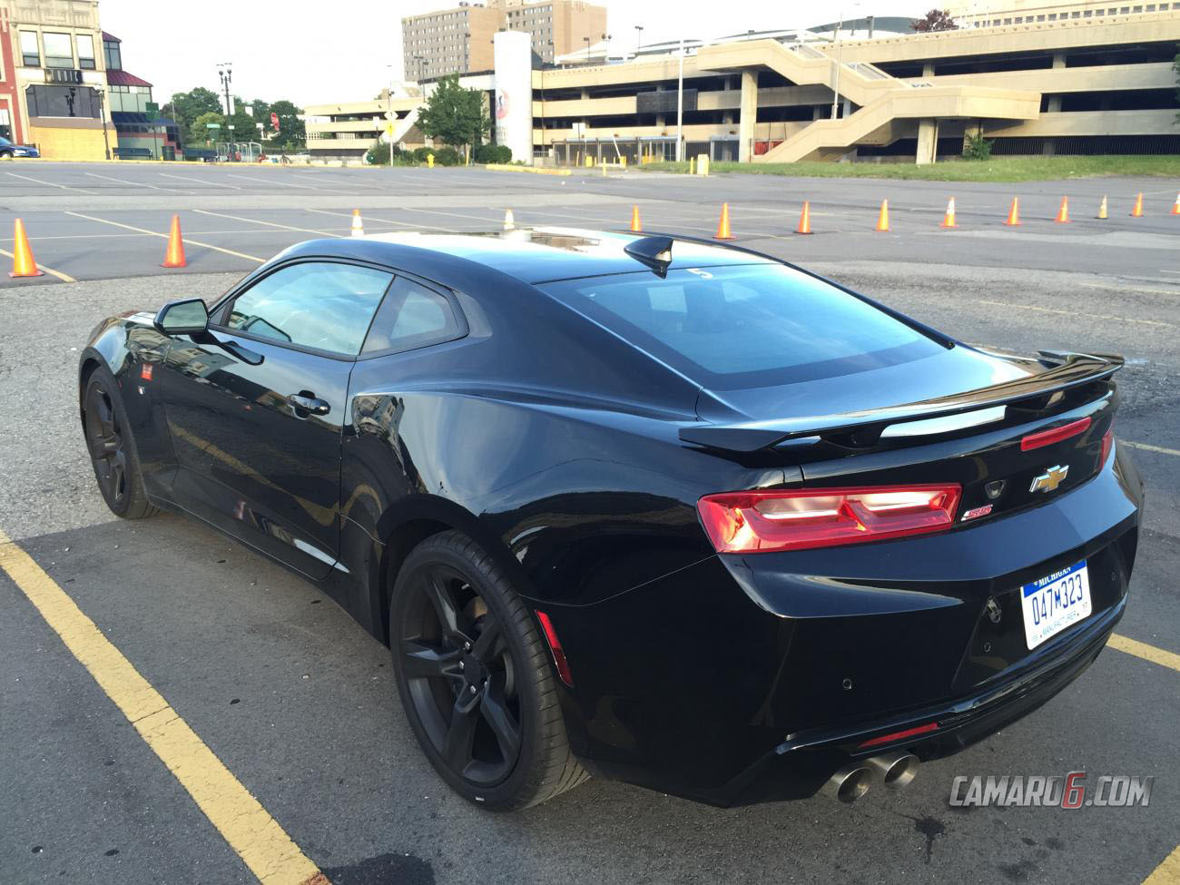 Name:  black-2016-camaro4.jpg
Views: 37883
Size:  237.5 KB