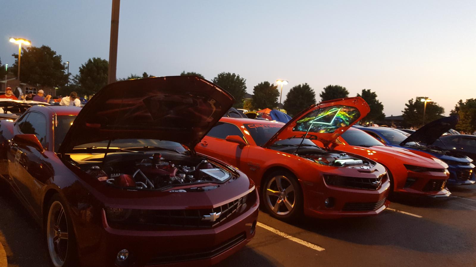 Name:  Fest parking lot party 004.jpg
Views: 4159
Size:  127.4 KB