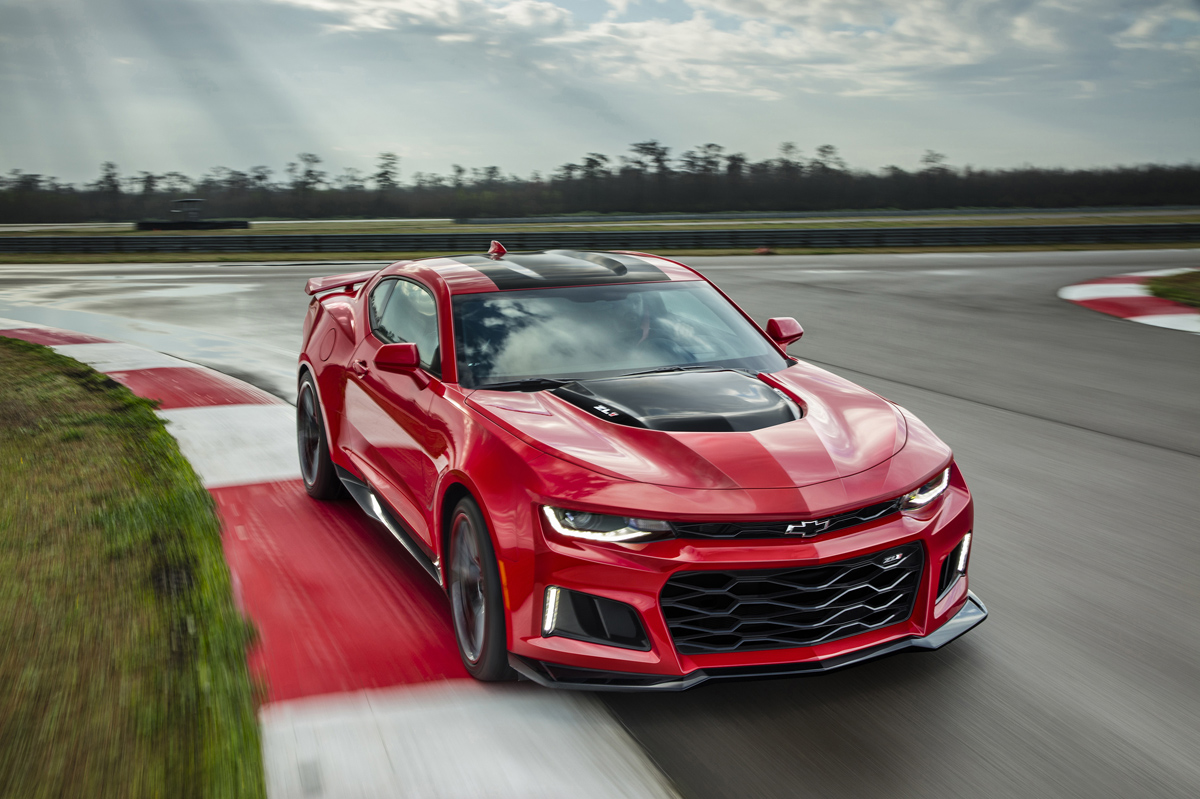 Name:  2017-Chevrolet-Camaro-ZL1-022.jpg
Views: 54019
Size:  530.2 KB