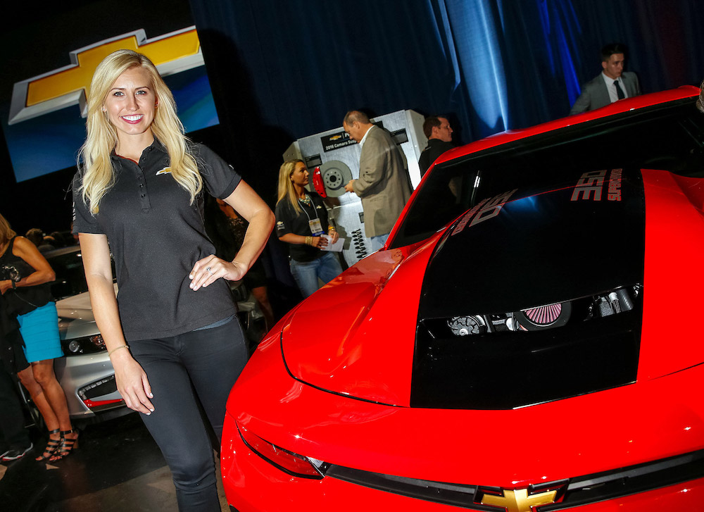 Name:  2016-chevrolet-copo-camaro-courtney-force-concept-2015-sema-show_100532429_h.jpg
Views: 1014
Size:  176.3 KB