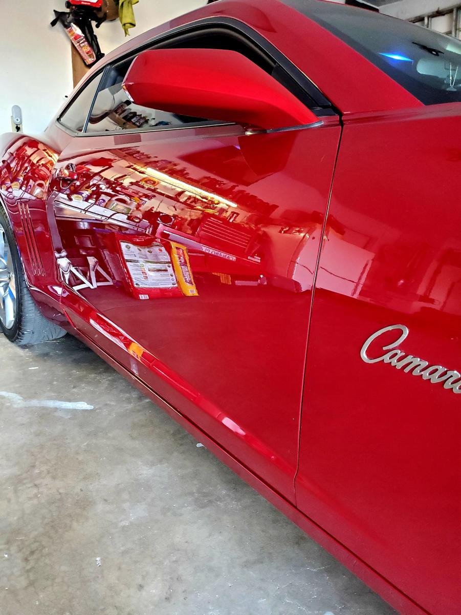 Waxm McGuires Ultimate Compound and Wax.