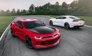 2017-Chevrolet-Camaro-1LE-V6-V8-101